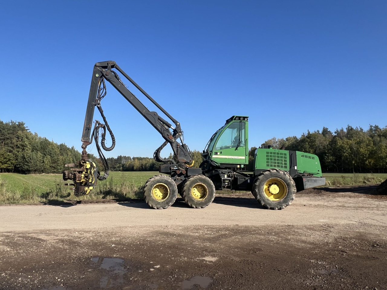 John Deere Harwester - Hogstmaskin: bilde 2 John Deere Harwester - Hogstmaskin: bilde 2