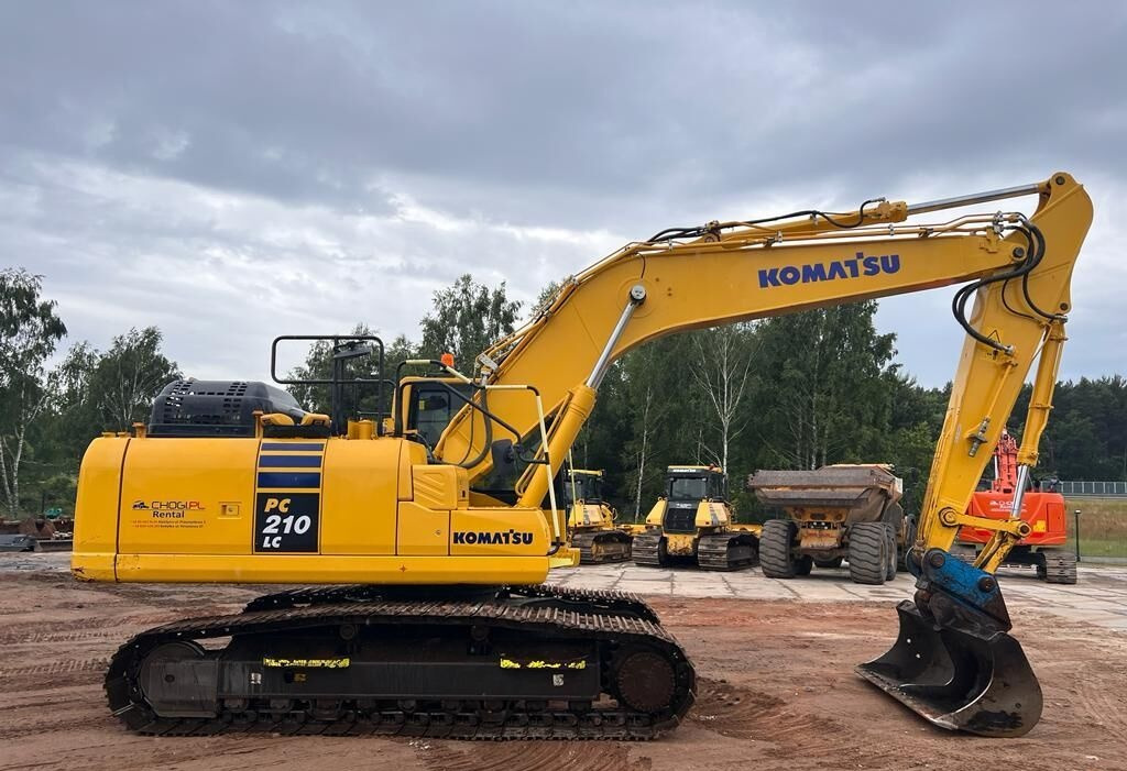 Komatsu PC210-lc11 - Beltegraver: bilde 1 Komatsu PC210-lc11 - Beltegraver: bilde 1