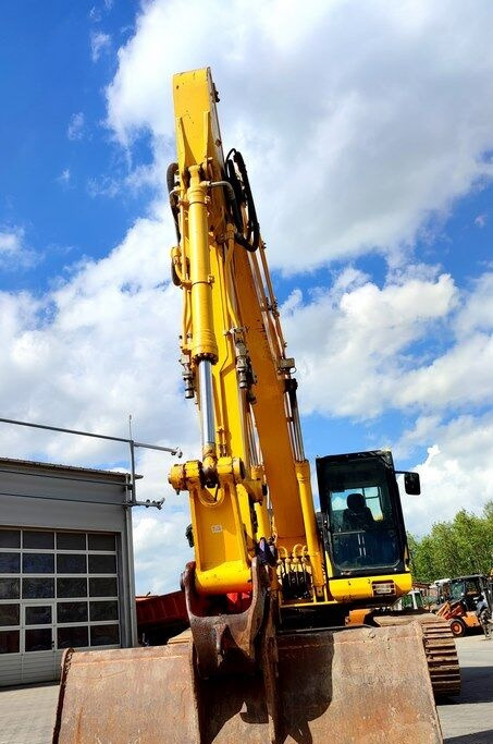 Komatsu PC210LC-11 - Beltegraver: bilde 3 Komatsu PC210LC-11 - Beltegraver: bilde 3