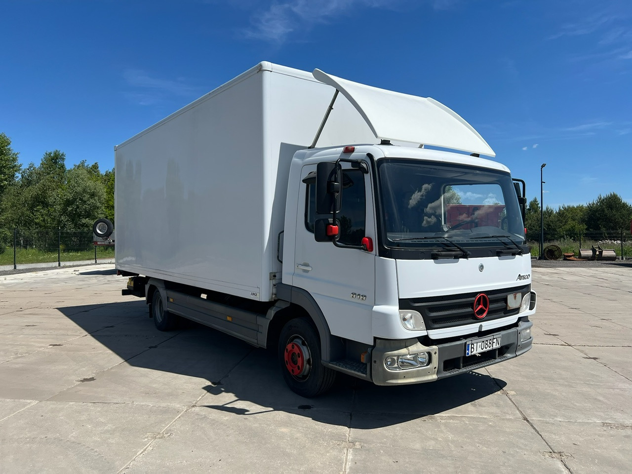 Mercedes-Benz ATEGO 818 dostawczy winda - Skapbil: bilde 3 Mercedes-Benz ATEGO 818 dostawczy winda - Skapbil: bilde 3