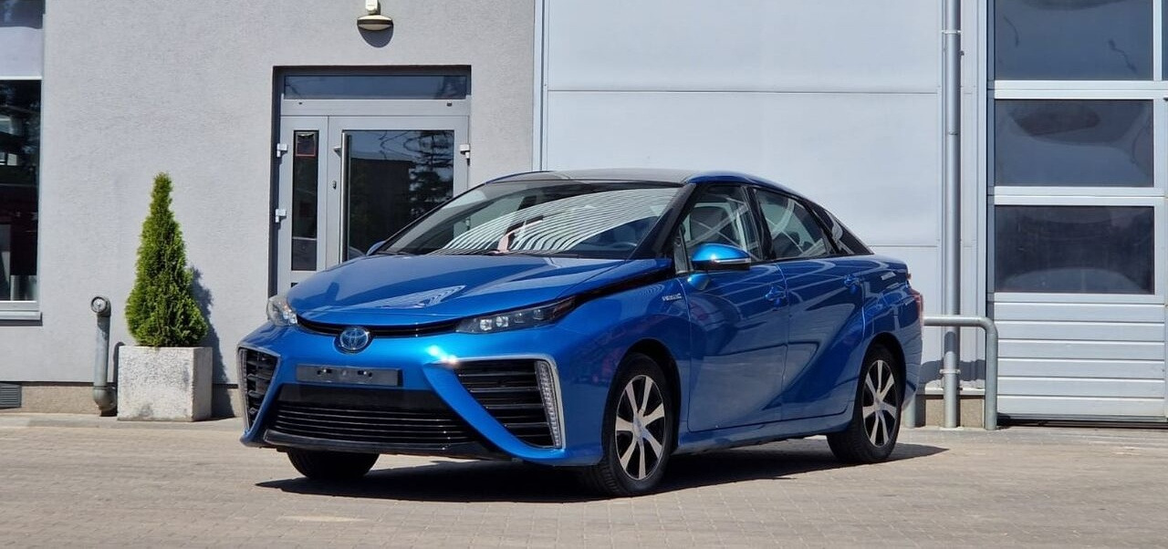 Toyota Mirai - Sedan: bilde 1 Toyota Mirai - Sedan: bilde 1