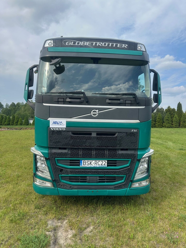 VOLVO FH500 do przewozu drewna - Tømmerbil, Kranbil: bilde 2 VOLVO FH500 do przewozu drewna - Tømmerbil, Kranbil: bilde 2