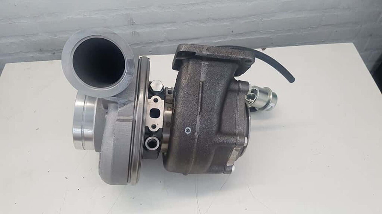 VOLVO D13K FH/FM 2013- E6 TURBOCOMPRESSOR V 21989961 - Turbolader for Lastebil: bilde 2 VOLVO D13K FH/FM 2013- E6 TURBOCOMPRESSOR V 21989961 - Turbolader for Lastebil: bilde 2