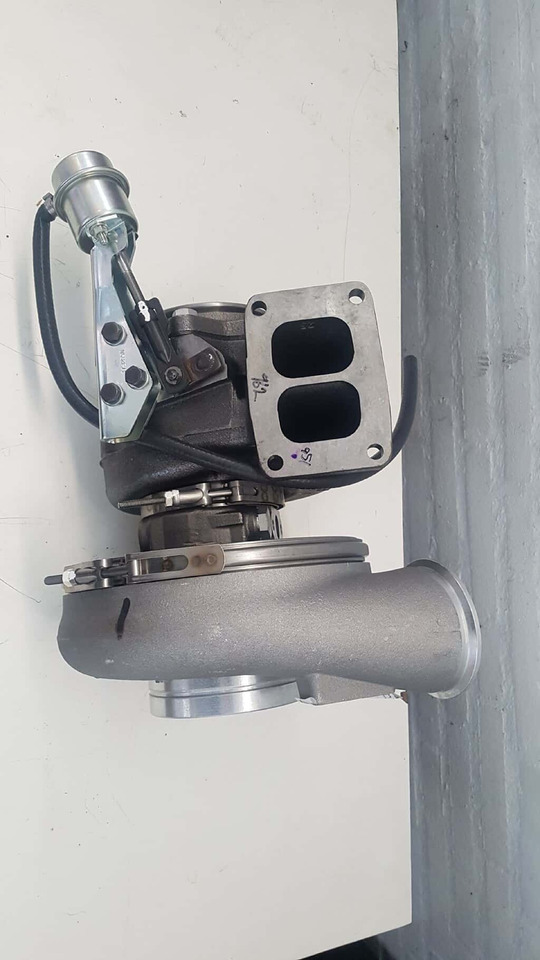 VOLVO D13K FH/FM 2013- E6 TURBOCOMPRESSOR V 21989961 - Turbolader for Lastebil: bilde 3 VOLVO D13K FH/FM 2013- E6 TURBOCOMPRESSOR V 21989961 - Turbolader for Lastebil: bilde 3