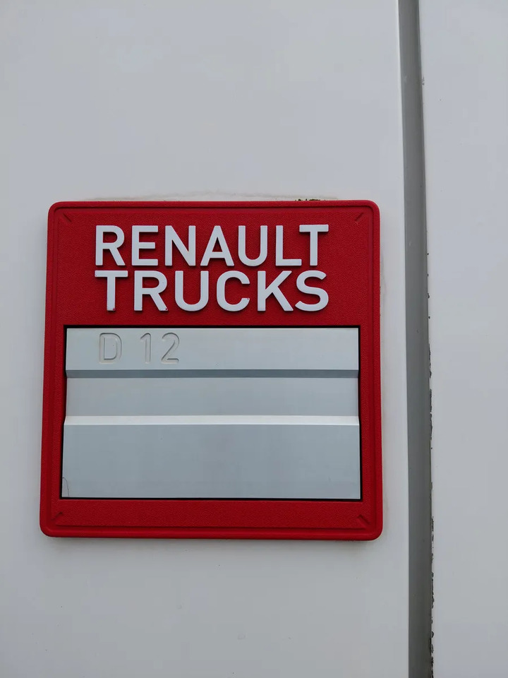 2017 Renault D12 4×2 Double Sleeper Curtainsider - Kapellbil: bilde 5 2017 Renault D12 4×2 Double Sleeper Curtainsider - Kapellbil: bilde 5