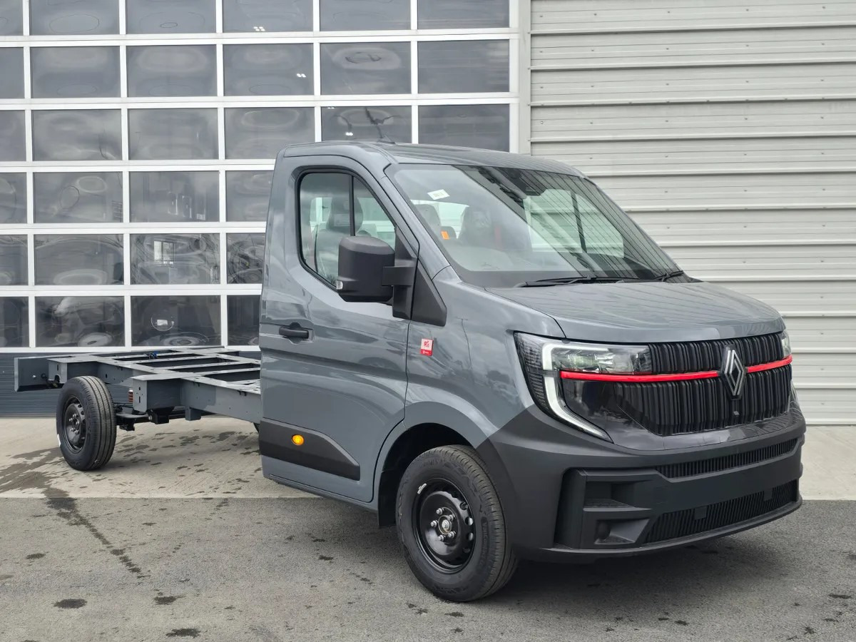 2025 Renault Master Chassis and Cab 150BHP - Chassis lastebil: bilde 1 2025 Renault Master Chassis and Cab 150BHP - Chassis lastebil: bilde 1