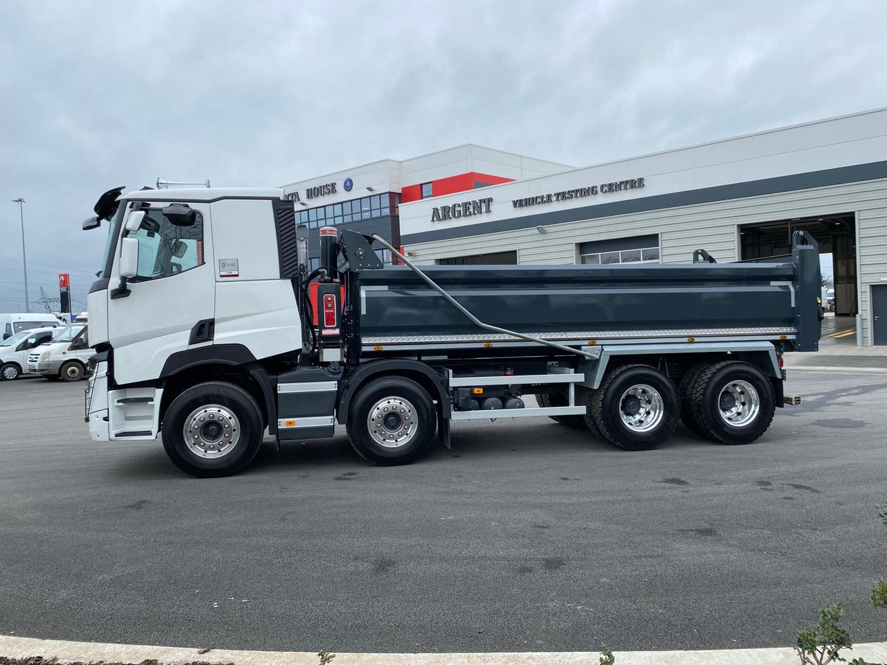 NEW Renault Trucks C Range Tipper - Tippbil: bilde 4 NEW Renault Trucks C Range Tipper - Tippbil: bilde 4