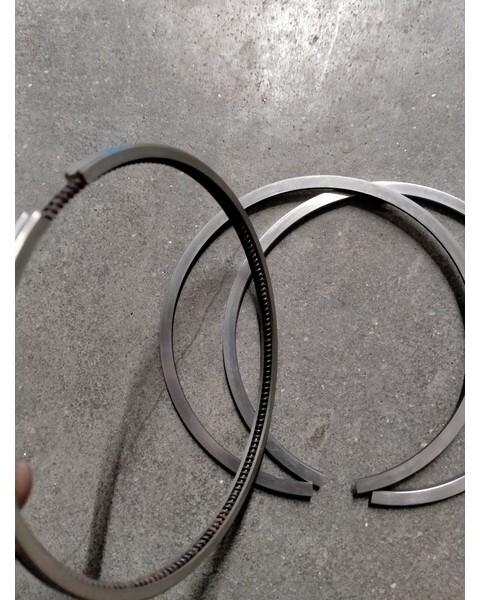 Case zuigerveren set - Stempel/ Ringer/ Naver for Landbruksteknikk: bilde 2 Case zuigerveren set - Stempel/ Ringer/ Naver for Landbruksteknikk: bilde 2