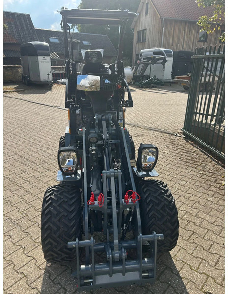 Giant G1500L X-tra - Hjullaster: bilde 3 Giant G1500L X-tra - Hjullaster: bilde 3