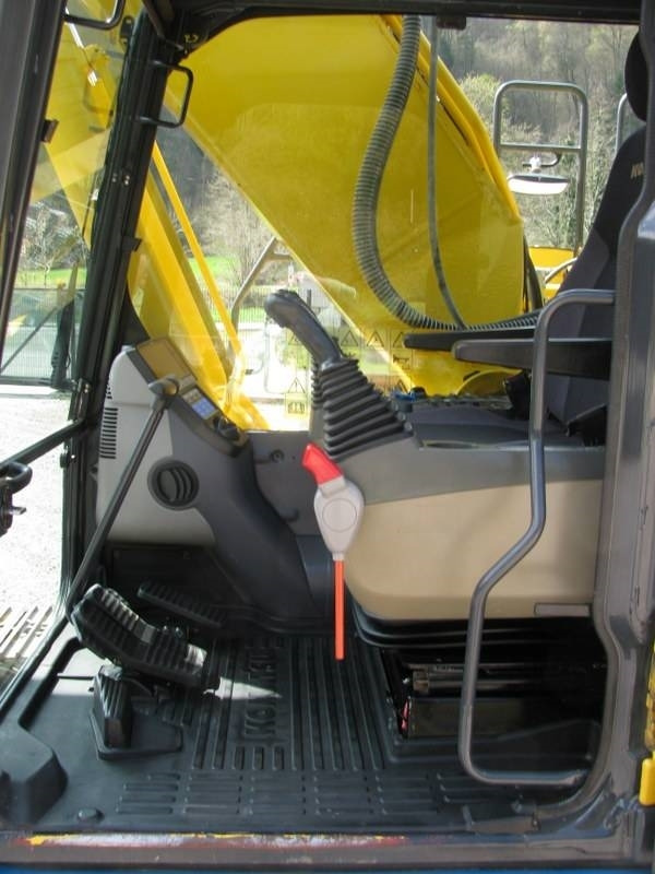 Beltegraver Komatsu PC 240 NLC-10 TOP stroj: bilde 22