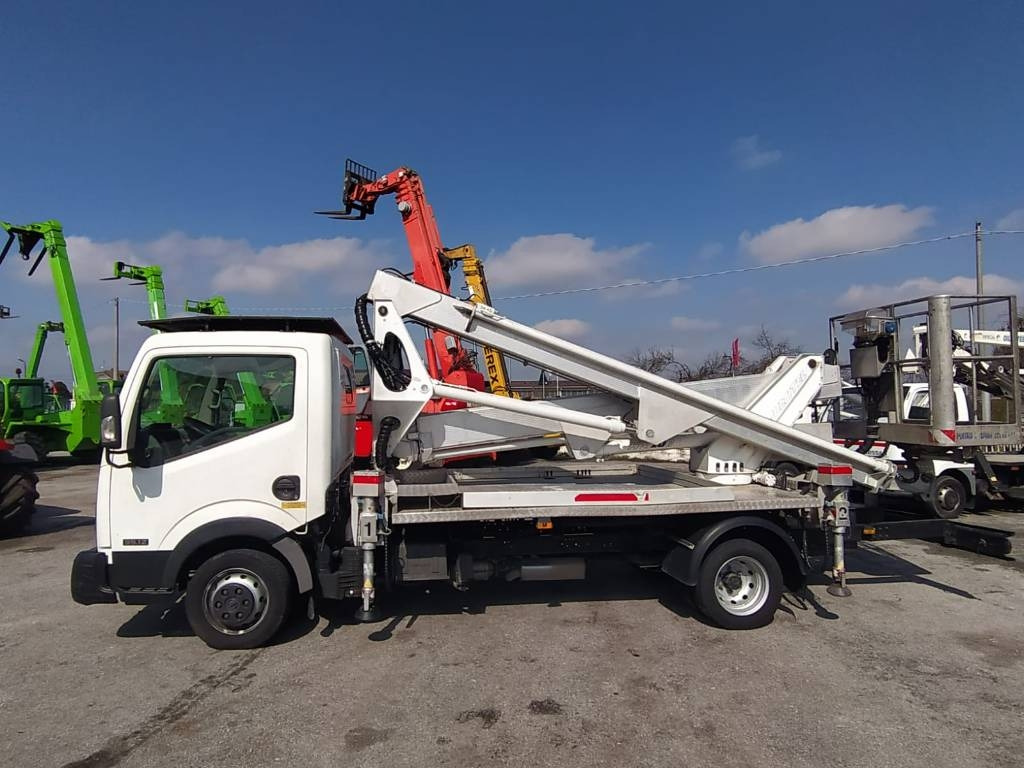 Multitel HX200 - Billift: bilde 1 Multitel HX200 - Billift: bilde 1