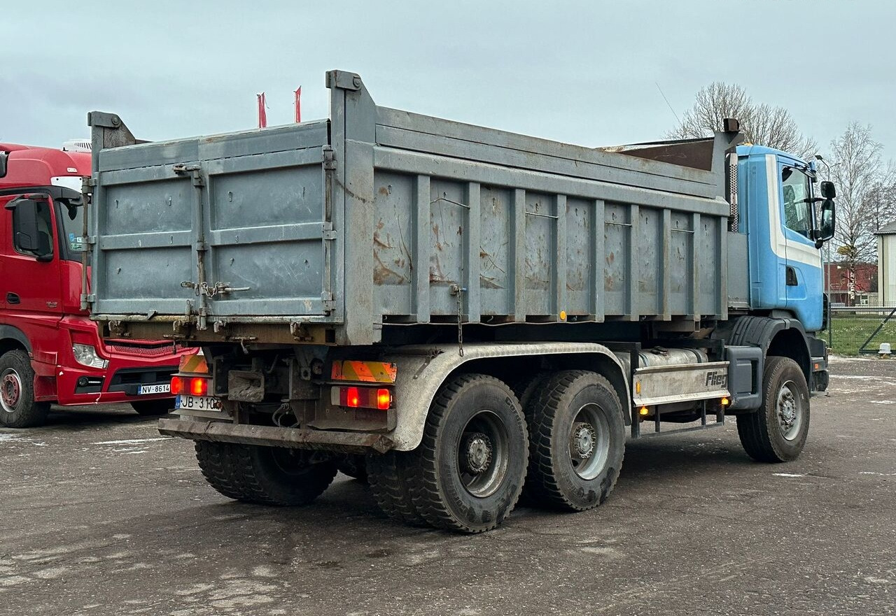 Scania 124C 6x6 steel - Tippbil: bilde 2 Scania 124C 6x6 steel - Tippbil: bilde 2