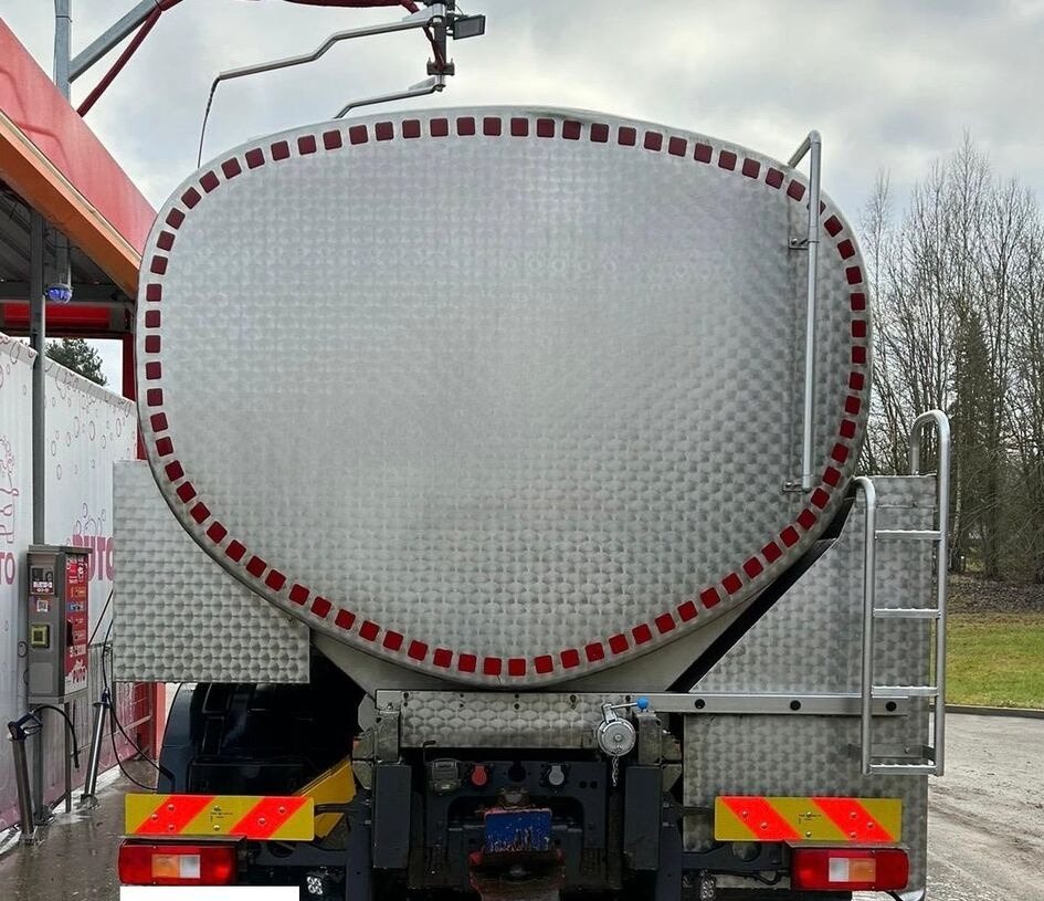 Volvo FH 420 - Tankbil: bilde 3 Volvo FH 420 - Tankbil: bilde 3