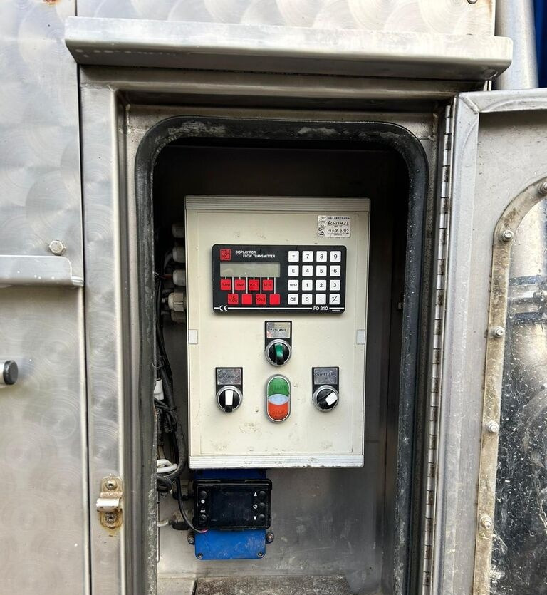 Volvo FH 420 - Tankbil: bilde 4 Volvo FH 420 - Tankbil: bilde 4