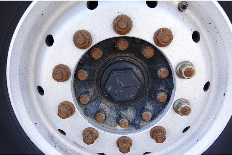 Leie Benalu WYWROTKA / 25 m3 / ALUMINIOWA / OŚ PODNOSZONA / WAGA: 5 300 KG / Benalu WYWROTKA / 25 m3 / ALUMINIOWA / OŚ PODNOSZONA / WAGA: 5 300 KG /: bilde 20 Leie Benalu WYWROTKA / 25 m3 / ALUMINIOWA / OŚ PODNOSZONA / WAGA: 5 300 KG / Benalu WYWROTKA / 25 m3 / ALUMINIOWA / OŚ PODNOSZONA / WAGA: 5 300 KG /: bilde 20