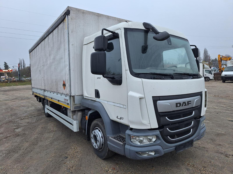 DAF LF 210 - Pritsche + Plane + DHollandia LBW 1000 kg - Skapbil: bilde 1 DAF LF 210 - Pritsche + Plane + DHollandia LBW 1000 kg - Skapbil: bilde 1