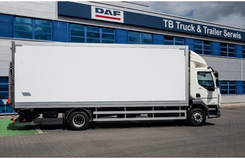 DAF LF 260 Koffer + Tail Lift - Skapbil: bilde 4 DAF LF 260 Koffer + Tail Lift - Skapbil: bilde 4
