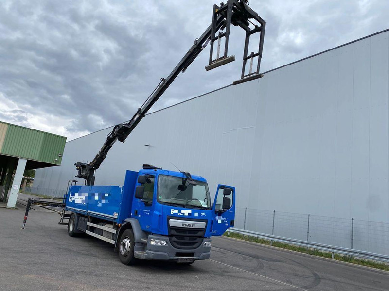 DAF LF 280 - Planbil, Kranbil: bilde 1 DAF LF 280 - Planbil, Kranbil: bilde 1