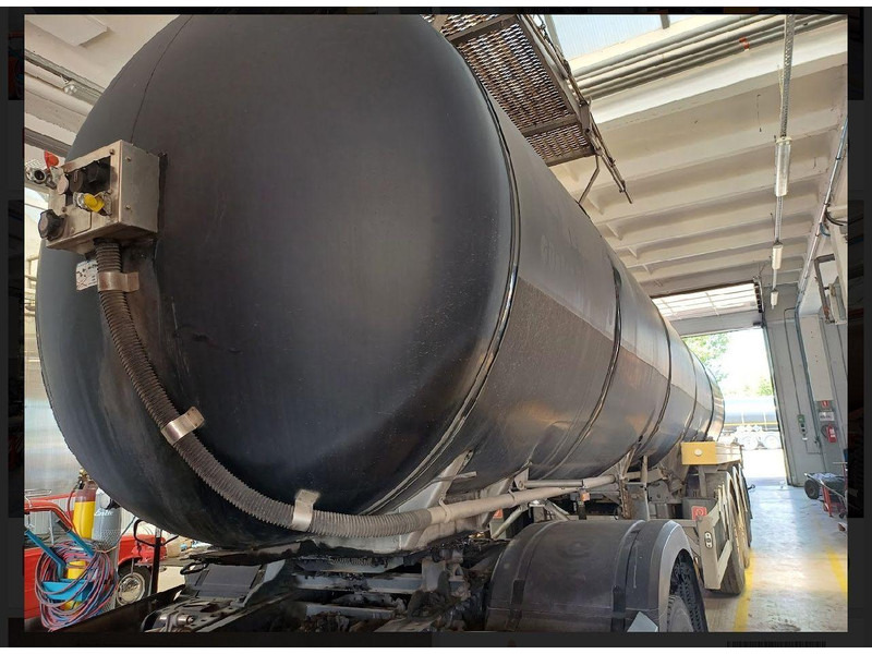 Feldbinder TSA 30.3-1 Kammers bitumen - Tanksemi: bilde 1 Feldbinder TSA 30.3-1 Kammers bitumen - Tanksemi: bilde 1