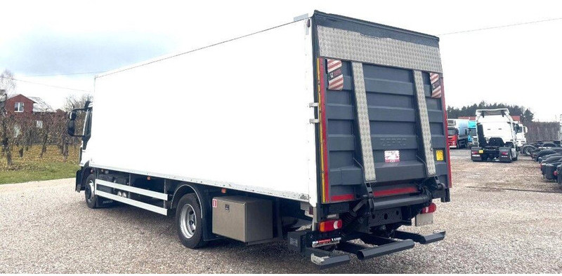 Iveco 120-250 EUROCARGO Koffer + Tail Lift - Skapbil: bilde 5 Iveco 120-250 EUROCARGO Koffer + Tail Lift - Skapbil: bilde 5