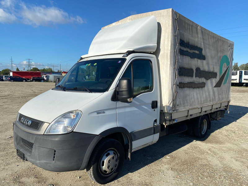 Iveco Daily 35 C 18 Pritsche + Plane + DHollandia LBW - 3,5t - Varebil med kapell: bilde 2 Iveco Daily 35 C 18 Pritsche + Plane + DHollandia LBW - 3,5t - Varebil med kapell: bilde 2