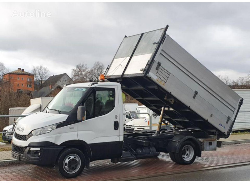 Iveco Daily 35c-14 3 way tipper BENZIN - Varebil med tipp: bilde 1 Iveco Daily 35c-14 3 way tipper BENZIN - Varebil med tipp: bilde 1