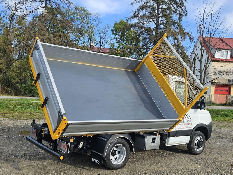 Iveco Daily 35c-15 3 way tipper - Varebil med tipp: bilde 5 Iveco Daily 35c-15 3 way tipper - Varebil med tipp: bilde 5