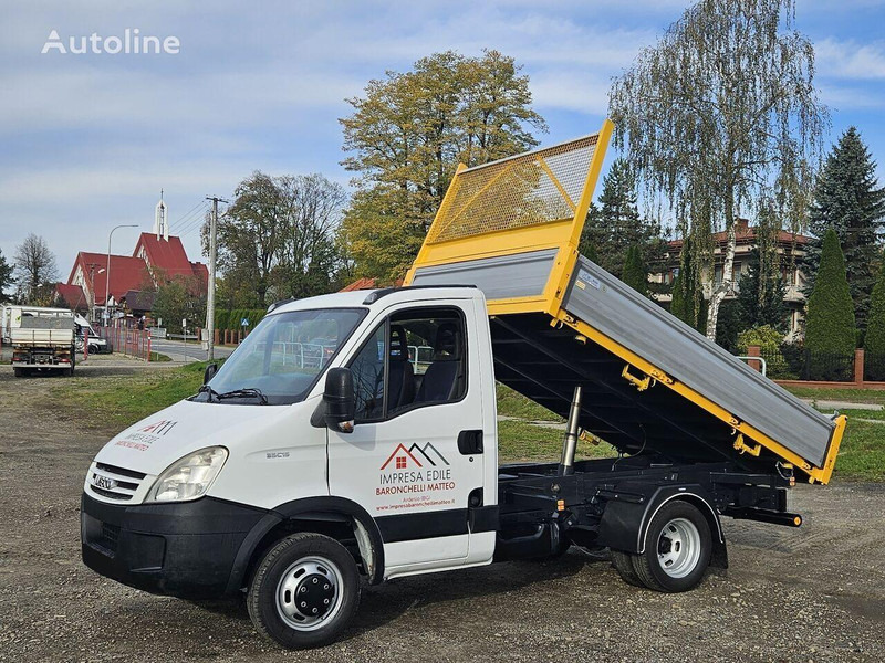 Iveco Daily 35c-15 3 way tipper - Varebil med tipp: bilde 3 Iveco Daily 35c-15 3 way tipper - Varebil med tipp: bilde 3