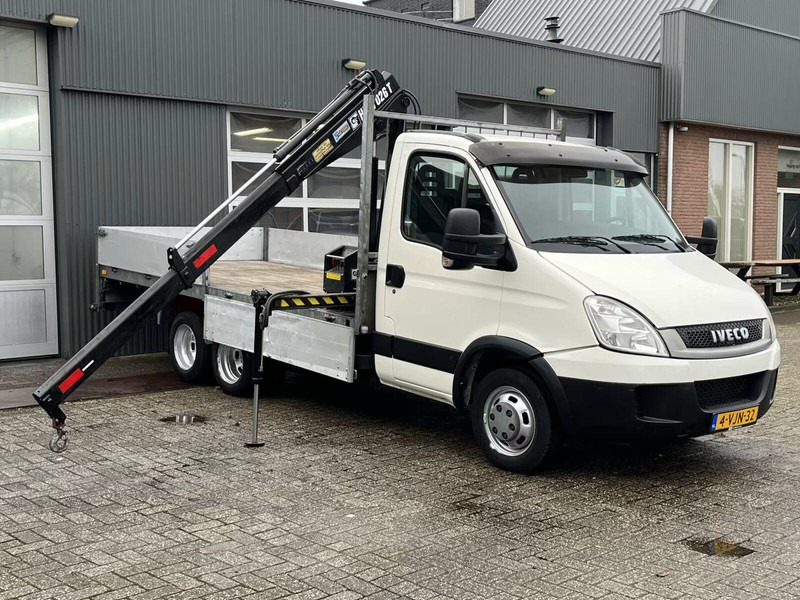 Iveco Daily 40C17 BE Clixtar - Flatbed truck + crane - Varebil med plan: bilde 2 Iveco Daily 40C17 BE Clixtar - Flatbed truck + crane - Varebil med plan: bilde 2