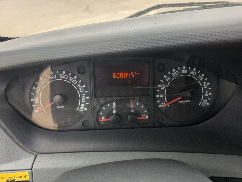 Varebil med plan Iveco Daily 55 S 18 4x4 + Veldhuizen Palfinger PK3300 Clixtar: bilde 18