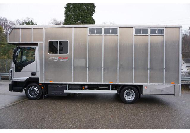 Iveco EUROCARGO 80-190 Lószállító - Dyretransport lastebil: bilde 4 Iveco EUROCARGO 80-190 Lószállító - Dyretransport lastebil: bilde 4