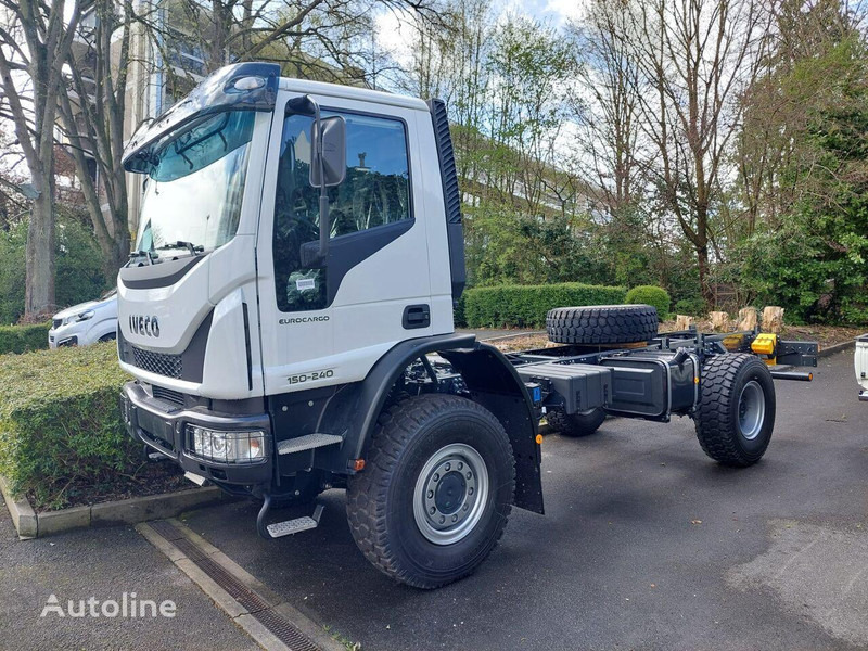 Iveco ML 150E24WS 4x4 - Chassis lastebil: bilde 1 Iveco ML 150E24WS 4x4 - Chassis lastebil: bilde 1