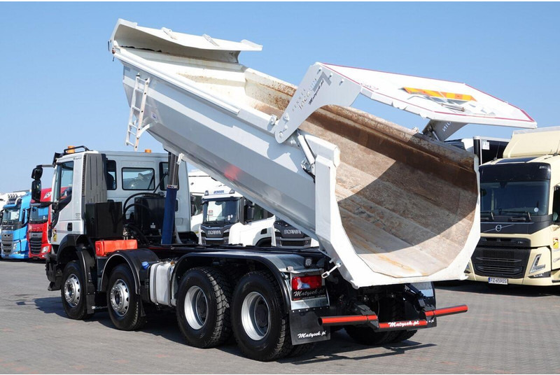 Iveco STRALIS X-WAY 480 / 8x4 / WYWROTKA TYLNOZSYP + HYDROKLAPA / OPON - Tippbil: bilde 2 Iveco STRALIS X-WAY 480 / 8x4 / WYWROTKA TYLNOZSYP + HYDROKLAPA / OPON - Tippbil: bilde 2