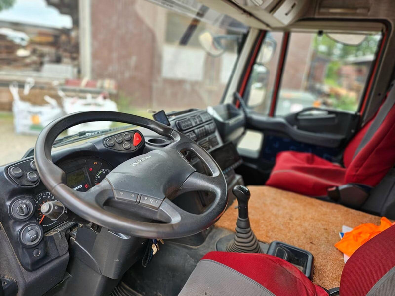 Vakuum lastebil Iveco Trakker AD 260T41 - Vacuum truck: bilde 14