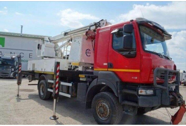Renault KERAX 410.19 4x4 Emelőkosaras Cela 17m - Lastebil, Kranbil: bilde 3 Renault KERAX 410.19 4x4 Emelőkosaras Cela 17m - Lastebil, Kranbil: bilde 3