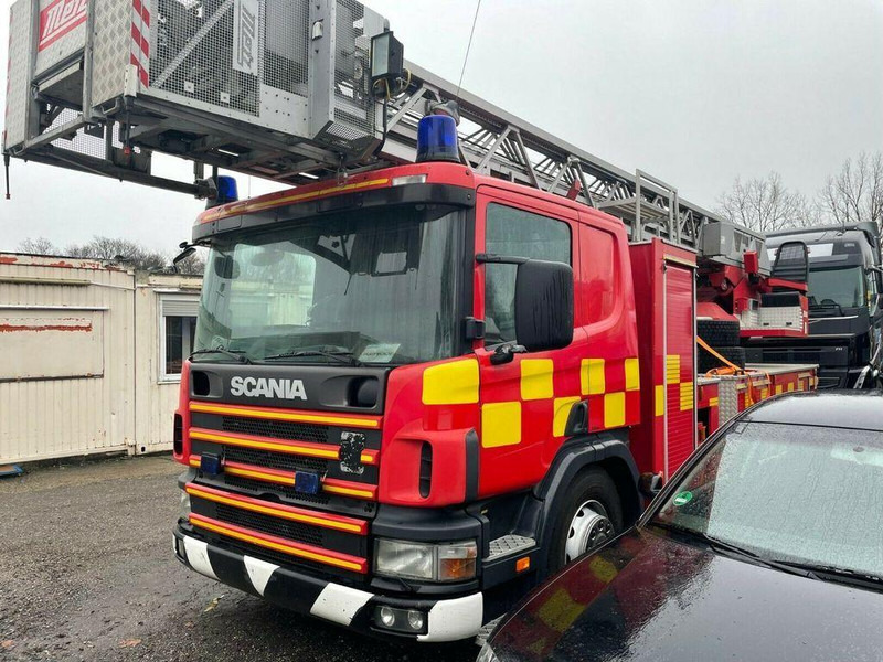 Scania P94-300 Emelőkosaras 33m - Lastebil, Kranbil: bilde 2 Scania P94-300 Emelőkosaras 33m - Lastebil, Kranbil: bilde 2