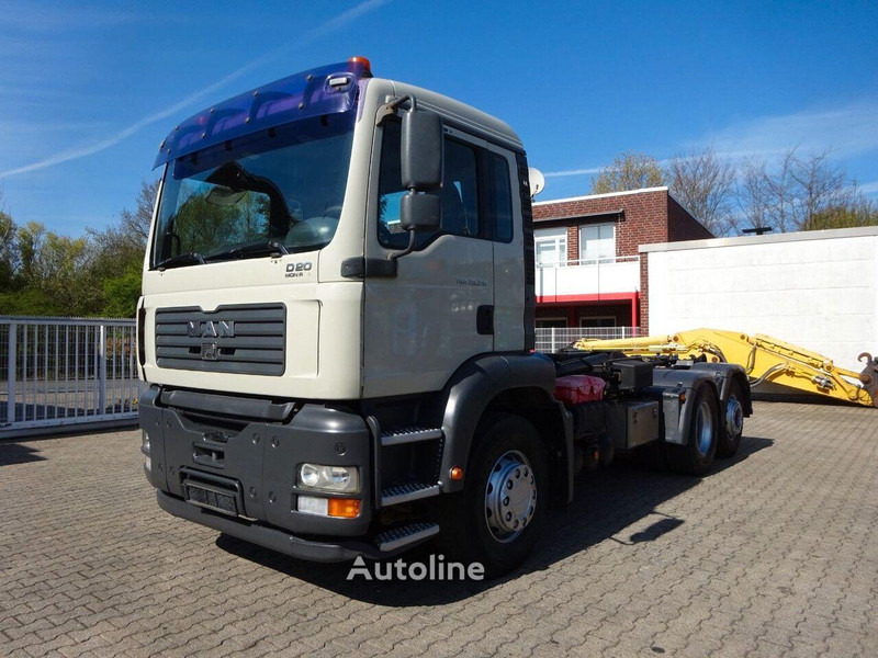 MAN 26.310 TGA - Hook lift truck - Krokbil: bilde 2 MAN 26.310 TGA - Hook lift truck - Krokbil: bilde 2