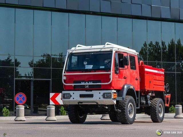 MAN LE220B 4x4 E Fire Truck Feuerwehr - Brannbil: bilde 2 MAN LE220B 4x4 E Fire Truck Feuerwehr - Brannbil: bilde 2