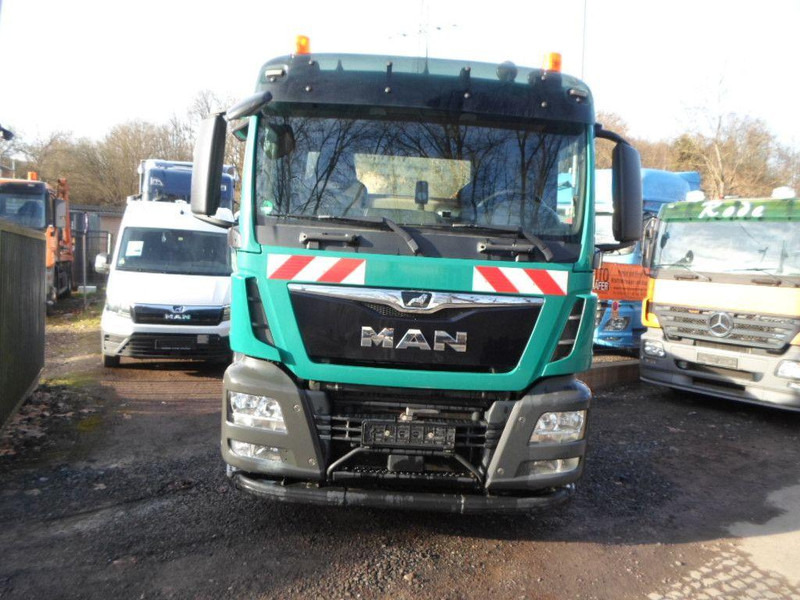 MAN TGS 26.420 Absetzkipper - Liftdumper lastebil: bilde 2 MAN TGS 26.420 Absetzkipper - Liftdumper lastebil: bilde 2