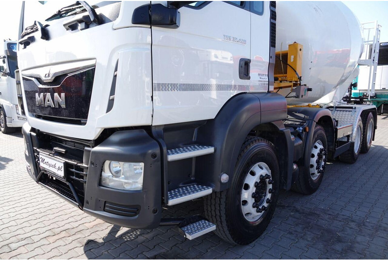 Leie MAN TGS 32.420 / 8x4 / BETONOMIESZARKA IMER  / GRUSZKA 9M3 / 2018 RO MAN TGS 32.420 / 8x4 / BETONOMIESZARKA IMER  / GRUSZKA 9M3 / 2018 RO: bilde 10 Leie MAN TGS 32.420 / 8x4 / BETONOMIESZARKA IMER  / GRUSZKA 9M3 / 2018 RO MAN TGS 32.420 / 8x4 / BETONOMIESZARKA IMER  / GRUSZKA 9M3 / 2018 RO: bilde 10