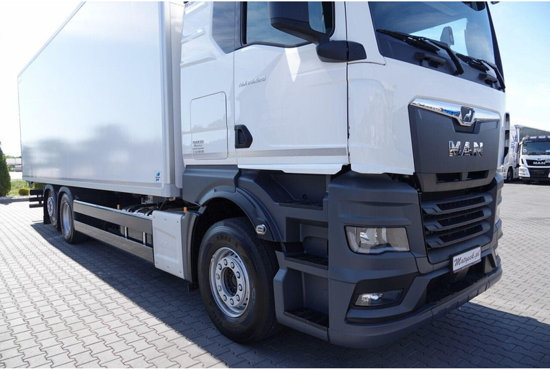 Leie MAN TGX 26.520 / 6x2 / CHŁODNIA -8,6 M / AGREGAT THERMO KING T-1000R MAN TGX 26.520 / 6x2 / CHŁODNIA -8,6 M / AGREGAT THERMO KING T-1000R: bilde 11