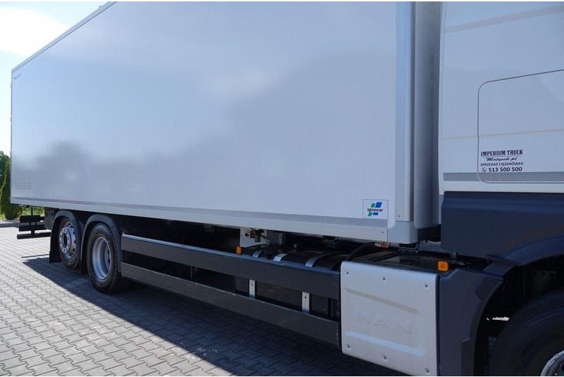 Leie MAN TGX 26.520 / 6x2 / CHŁODNIA -8,6 M / AGREGAT THERMO KING T-1000R MAN TGX 26.520 / 6x2 / CHŁODNIA -8,6 M / AGREGAT THERMO KING T-1000R: bilde 20