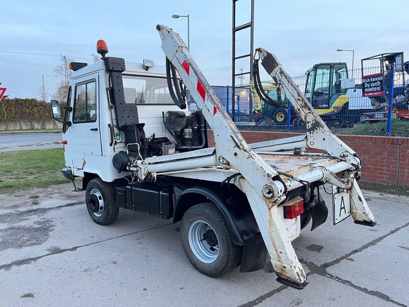 MULTICAR M26 Profi Line - Skip loader truck - Liftdumper lastebil: bilde 4 MULTICAR M26 Profi Line - Skip loader truck - Liftdumper lastebil: bilde 4