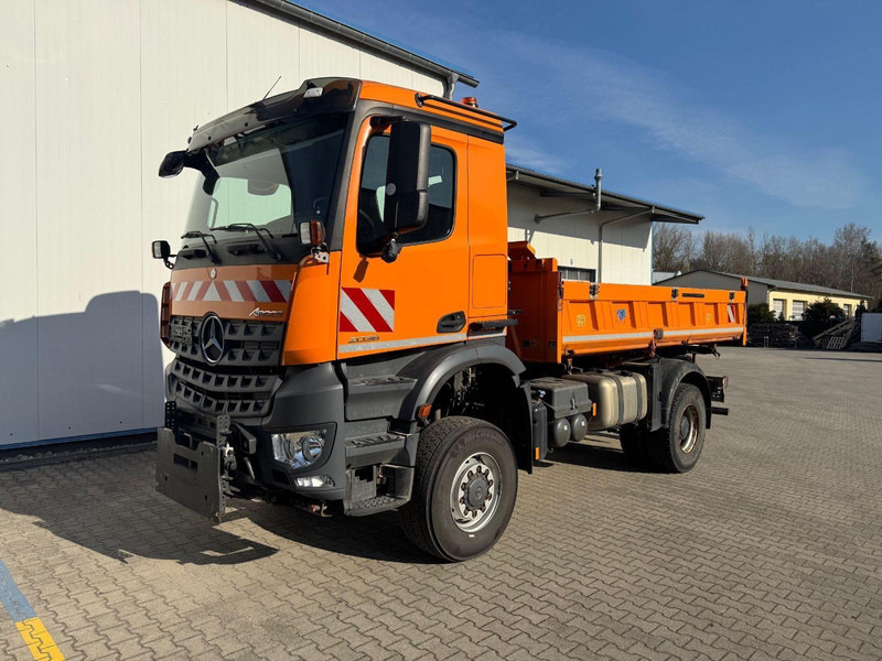 Mercedes-Benz 2036 AK 4x4 3-Way Meiller Tipper Crane HIAB XS088BS-2HiDuo - Tippbil, Kranbil: bilde 1 Mercedes-Benz 2036 AK 4x4 3-Way Meiller Tipper Crane HIAB XS088BS-2HiDuo - Tippbil, Kranbil: bilde 1