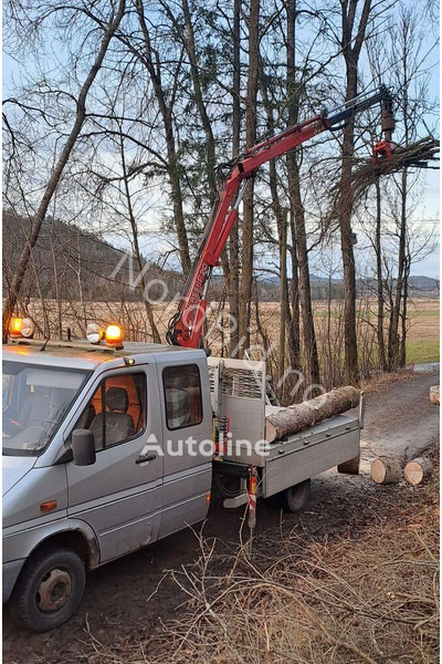 Mercedes-Benz 413 - Doka tipper+crane with gripper - Tippbil, Kranbil: bilde 2 Mercedes-Benz 413 - Doka tipper+crane with gripper - Tippbil, Kranbil: bilde 2