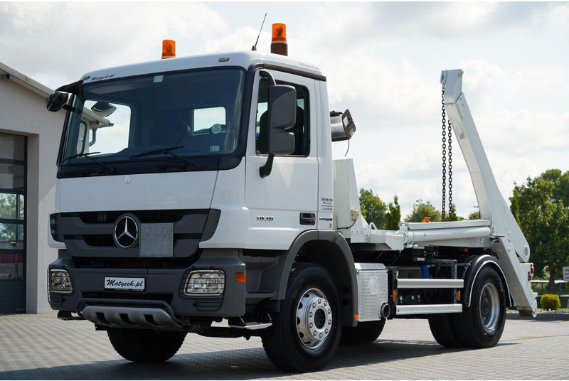 Mercedes-Benz ACTROS 1836 / 4X2 / BRAMOWIEC / PALFINGER M12T / EURO 6 / SPROW - Liftdumper lastebil: bilde 1 Mercedes-Benz ACTROS 1836 / 4X2 / BRAMOWIEC / PALFINGER M12T / EURO 6 / SPROW - Liftdumper lastebil: bilde 1