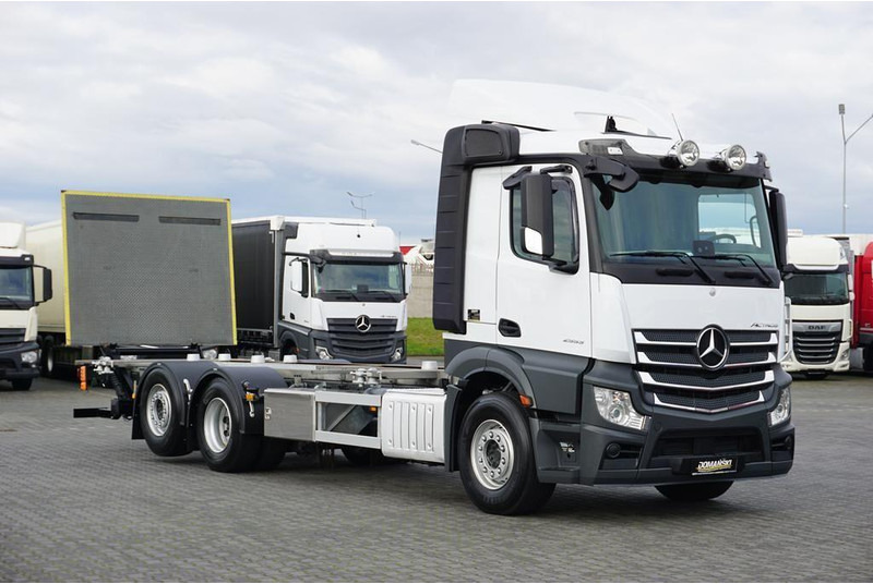 Mercedes-Benz ACTROS / 2553 / ACC / E 6 / BDF + WINDA / 7.15 , 7.45, 7.82 M / - Chassis lastebil: bilde 1 Mercedes-Benz ACTROS / 2553 / ACC / E 6 / BDF + WINDA / 7.15 , 7.45, 7.82 M / - Chassis lastebil: bilde 1