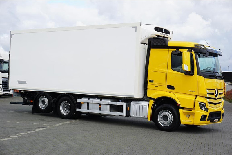 Mercedes-Benz ACTROS / 2853 / ACC / E 6 / MP 5 / CHŁODNIA + WINDA / 18 PALET / - Lastebil med kjøl: bilde 4 Mercedes-Benz ACTROS / 2853 / ACC / E 6 / MP 5 / CHŁODNIA + WINDA / 18 PALET / - Lastebil med kjøl: bilde 4