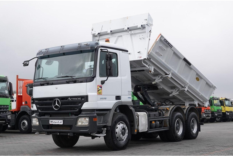 Mercedes-Benz ACTROS 3336 / 6x4 / WYWROTKA / BORDMATIC / HYDROBURTA / MEILLER - Tippbil: bilde 2 Mercedes-Benz ACTROS 3336 / 6x4 / WYWROTKA / BORDMATIC / HYDROBURTA / MEILLER - Tippbil: bilde 2