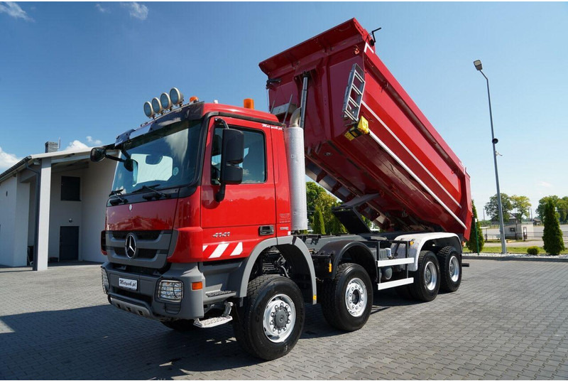 Mercedes-Benz ACTROS 4141 / 8X6 / WYWROTKA TYLNOZSYPOWA / MEILLER KIPPER 5.3M - Tippbil: bilde 2 Mercedes-Benz ACTROS 4141 / 8X6 / WYWROTKA TYLNOZSYPOWA / MEILLER KIPPER 5.3M - Tippbil: bilde 2